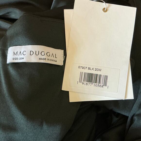 Mac Duggal Satin Long Sleeve Fit and Flare Midi Cocktail Dress Black Size 20W - Picture 10 of 13